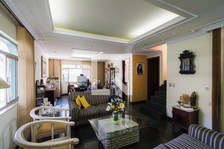 Sala de casa de condomínio para alugar com 4 quartos, 400m² em Anil, Rio de Janeiro