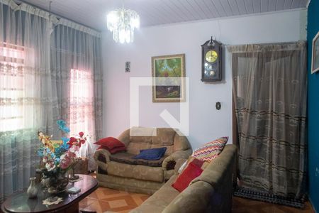 Sala de casa à venda com 4 quartos, 100m² em Vila Paiva, São Paulo