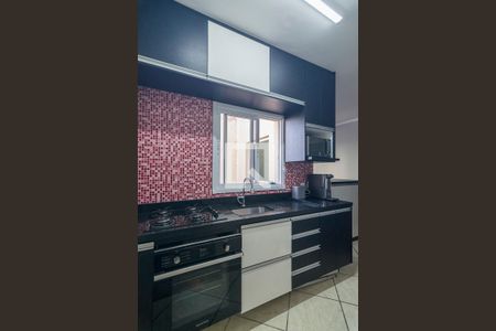 Apartamento para alugar com 80m², 2 quartos e 1 vaga Apartamento para alugar com 80m², 2 quartos e 1 vagaCozinha