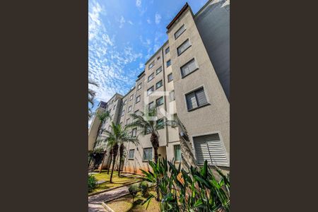 Apartamento para alugar com 47m², 2 quartos e 1 vaga Apartamento para alugar com 47m², 2 quartos e 1 vagaFachada