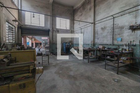 Casa para alugar com 480m², 2 quartos e 5 vagas Casa para alugar com 480m², 2 quartos e 5 vagasGalpão