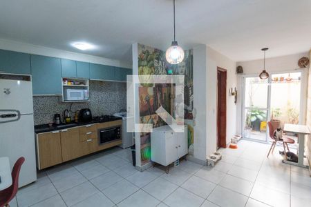 Sala/Cozinha de apartamento para alugar com 1 quarto, 40m² em Vila Granada, São Paulo