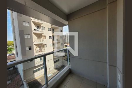 Sacada de apartamento à venda com 1 quarto, 43m² em Vila Lídia, Campinas