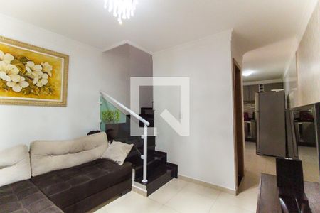 Sala de casa de condomínio à venda com 2 quartos, 64m² em Vila Taquari, São Paulo
