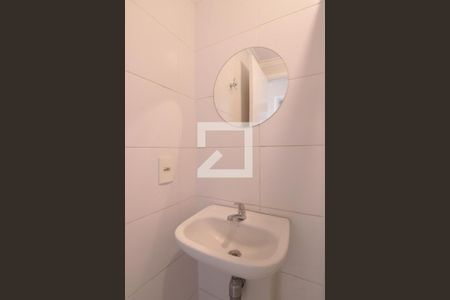 Banheiro de apartamento para alugar com 2 quartos, 54m² em Chácara Cruzeiro do Sul, São Paulo