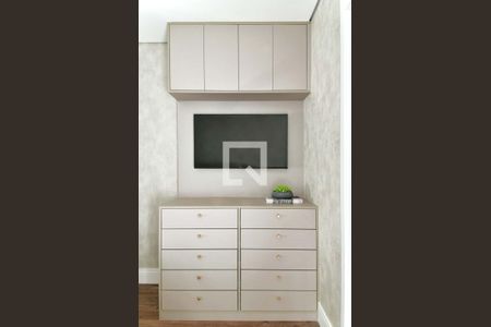 Suíte de apartamento à venda com 2 quartos, 74m² em Caxingui, São Paulo