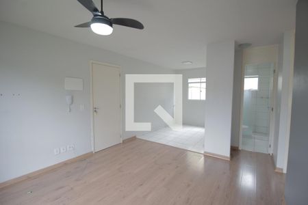 Sala de apartamento para alugar com 2 quartos, 42m² em Igara, Canoas