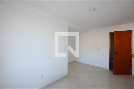 Sala de apartamento para alugar com 2 quartos, 50m² em Váz Lobo, Rio de Janeiro