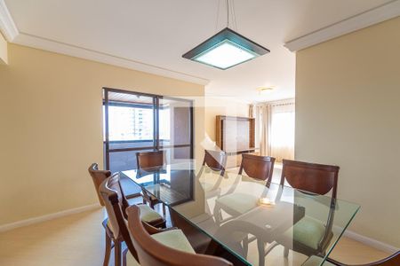 Sala de Jantar de apartamento para alugar com 4 quartos, 130m² em Novo Mundo, Curitiba
