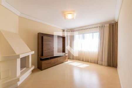 Sala de estar de apartamento para alugar com 4 quartos, 130m² em Novo Mundo, Curitiba