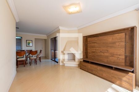 Sala de estar de apartamento para alugar com 4 quartos, 130m² em Novo Mundo, Curitiba