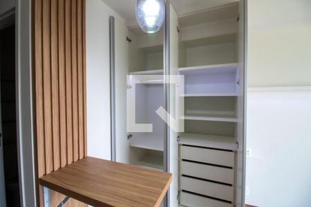 Studio para alugar com 28m², 1 quarto e sem vaga Studio para alugar com 28m², 1 quarto e sem vagaQuarto - Armarios