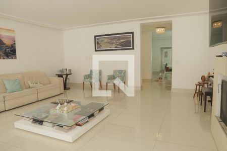 Sala 01 de casa à venda com 4 quartos, 450m² em Planalto Paulista, São Paulo