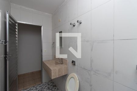 Banheiro de apartamento para alugar com 1 quarto, 50m² em Vila Maria Alta, São Paulo
