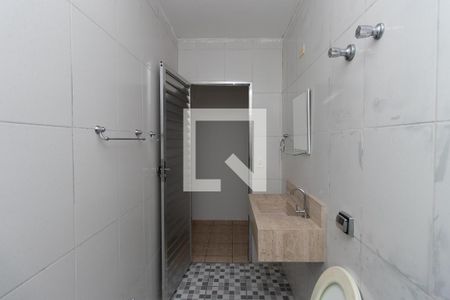 Banheiro de apartamento para alugar com 1 quarto, 50m² em Vila Maria Alta, São Paulo