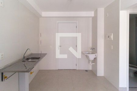 Sala e cozinha de apartamento para alugar com 2 quartos, 34m² em Cambuci, São Paulo