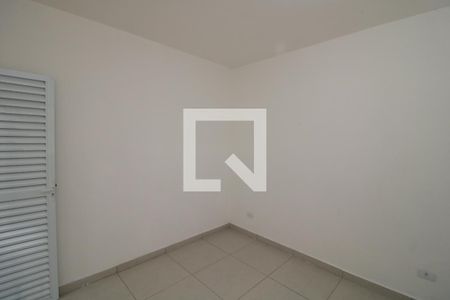 Quarto de casa para alugar com 1 quarto, 37m² em Vila Santa Clara, São Paulo