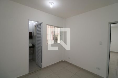 Quarto de casa para alugar com 1 quarto, 37m² em Vila Santa Clara, São Paulo