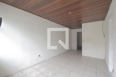 Sala de casa de condomínio à venda com 2 quartos, 300m² em Igara, Canoas