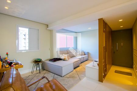 Sala de estar de apartamento à venda com 2 quartos, 96m² em Vila Valparaiso, Santo André