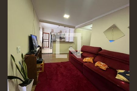 Sala de casa à venda com 3 quartos, 280m² em Vila Nhocune, São Paulo