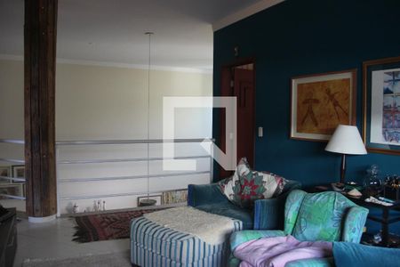 Sala de TV de casa de condomínio para alugar com 3 quartos, 370m² em Aparecidinha, Sorocaba