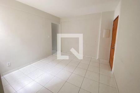 Sala de apartamento para alugar com 2 quartos, 87m² em Vila São Luís, Duque de Caxias