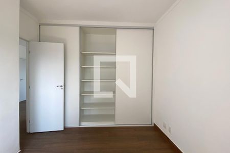 Quarto 1 de apartamento para alugar com 2 quartos, 52m² em Alphaville Empresarial, Barueri