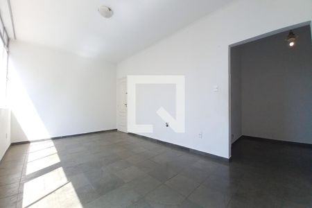 Sala de apartamento para alugar com 3 quartos, 140m² em Cambuí, Campinas