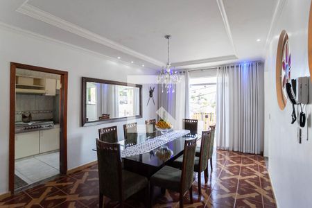 Sala 2 de casa à venda com 5 quartos, 290m² em Santa Mônica, Belo Horizonte