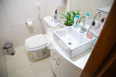 Casa à venda com 450m², 4 quartos e 3 vagas Casa à venda com 450m², 4 quartos e 3 vagasLavabo