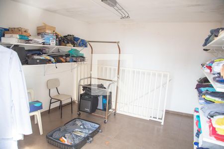 Casa à venda com 450m², 4 quartos e 3 vagas Casa à venda com 450m², 4 quartos e 3 vagasÁrea de Serviço