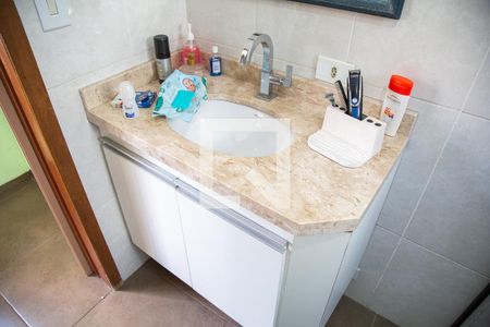 Casa à venda com 450m², 4 quartos e 3 vagas Casa à venda com 450m², 4 quartos e 3 vagasBanheiro de serviço