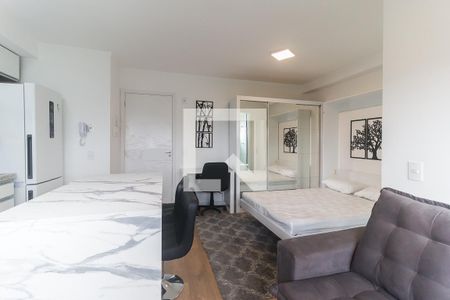 Sala/Quarto de kitnet/studio para alugar com 1 quarto, 26m² em Botujuru, Mogi das Cruzes