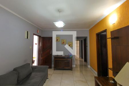 Sala de casa à venda com 5 quartos, 250m² em Vila Primavera, São Paulo