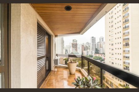 Sacada de apartamento à venda com 3 quartos, 170m² em Perdizes, São Paulo