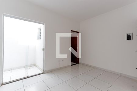 Apartamento para alugar com 56m², 2 quartos e sem vagaSala