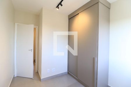 Quarto 2 de casa de condomínio para alugar com 4 quartos, 120m² em Morada da Colina, Uberlândia