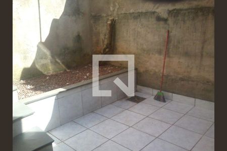 Casa à venda com 3 quartos, 180m² em Vila Scarpelli, Santo André