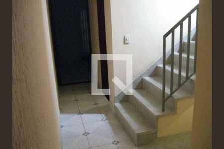 Casa à venda com 3 quartos, 180m² em Vila Scarpelli, Santo André