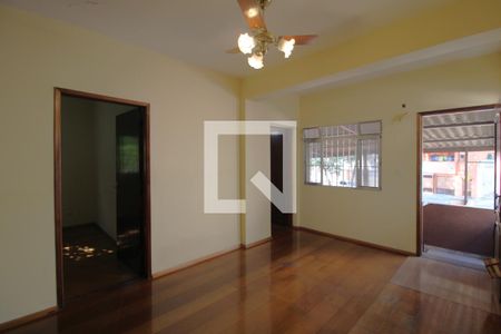 Sala 1 de casa à venda com 5 quartos, 250m² em Pedreira, São Paulo
