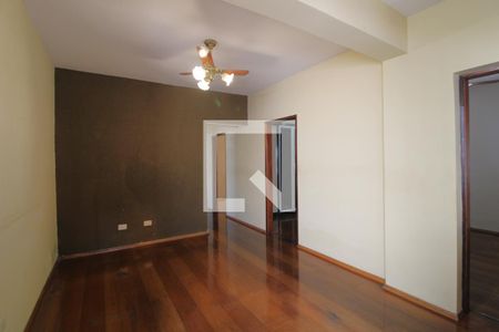 Sala 1 de casa à venda com 5 quartos, 250m² em Pedreira, São Paulo