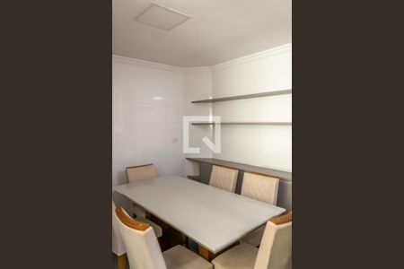 Apartamento para alugar com 260m², 4 quartos e 2 vagas Apartamento para alugar com 260m², 4 quartos e 2 vagasCopa