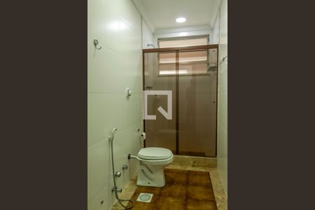 Apartamento para alugar com 260m², 4 quartos e 2 vagas Apartamento para alugar com 260m², 4 quartos e 2 vagasBaneiro da suite
