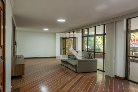 Sala de apartamento para alugar com 4 quartos, 260m² em Barra da Tijuca, Rio de Janeiro