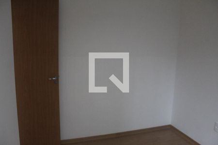 Quarto 2 de apartamento para alugar com 2 quartos, 40m² em Jansen, Gravataí