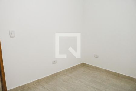 Quarto 1 de casa de condomínio à venda com 2 quartos, 40m² em Vila Santa Terezinha (zona Norte), São Paulo