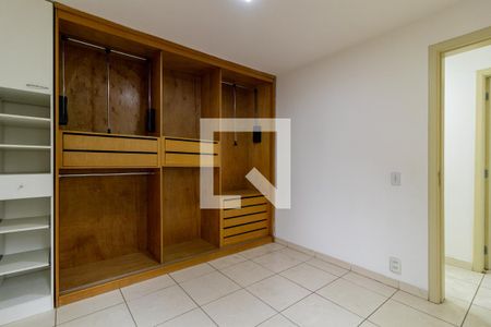 Suíte de apartamento à venda com 3 quartos, 79m² em Paraíso do Morumbi, São Paulo