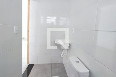Banheiro de kitnet/studio para alugar com 1 quarto, 28m² em Vila Progresso, Campinas