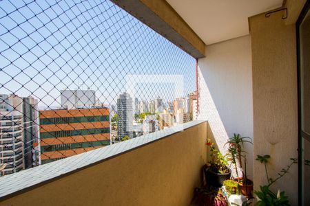 Varanda da sala de apartamento à venda com 3 quartos, 120m² em Vila Bastos, Santo André